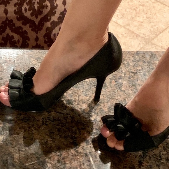 Black peep toe satin heels - Picture 8 of 8